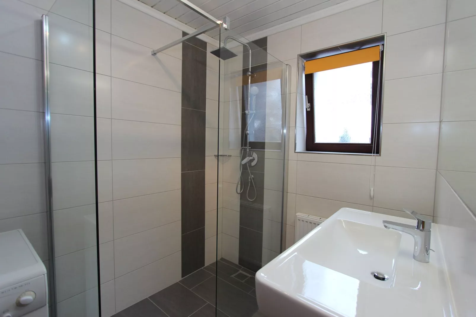Mohr-Bathroom