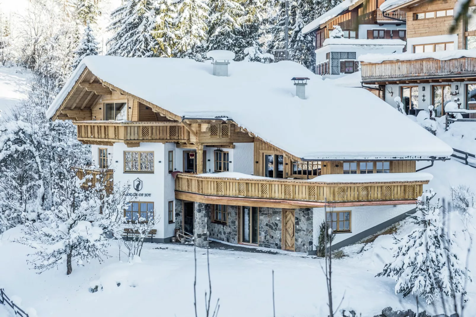 Chalet Lodge of Joy-Exterior winter