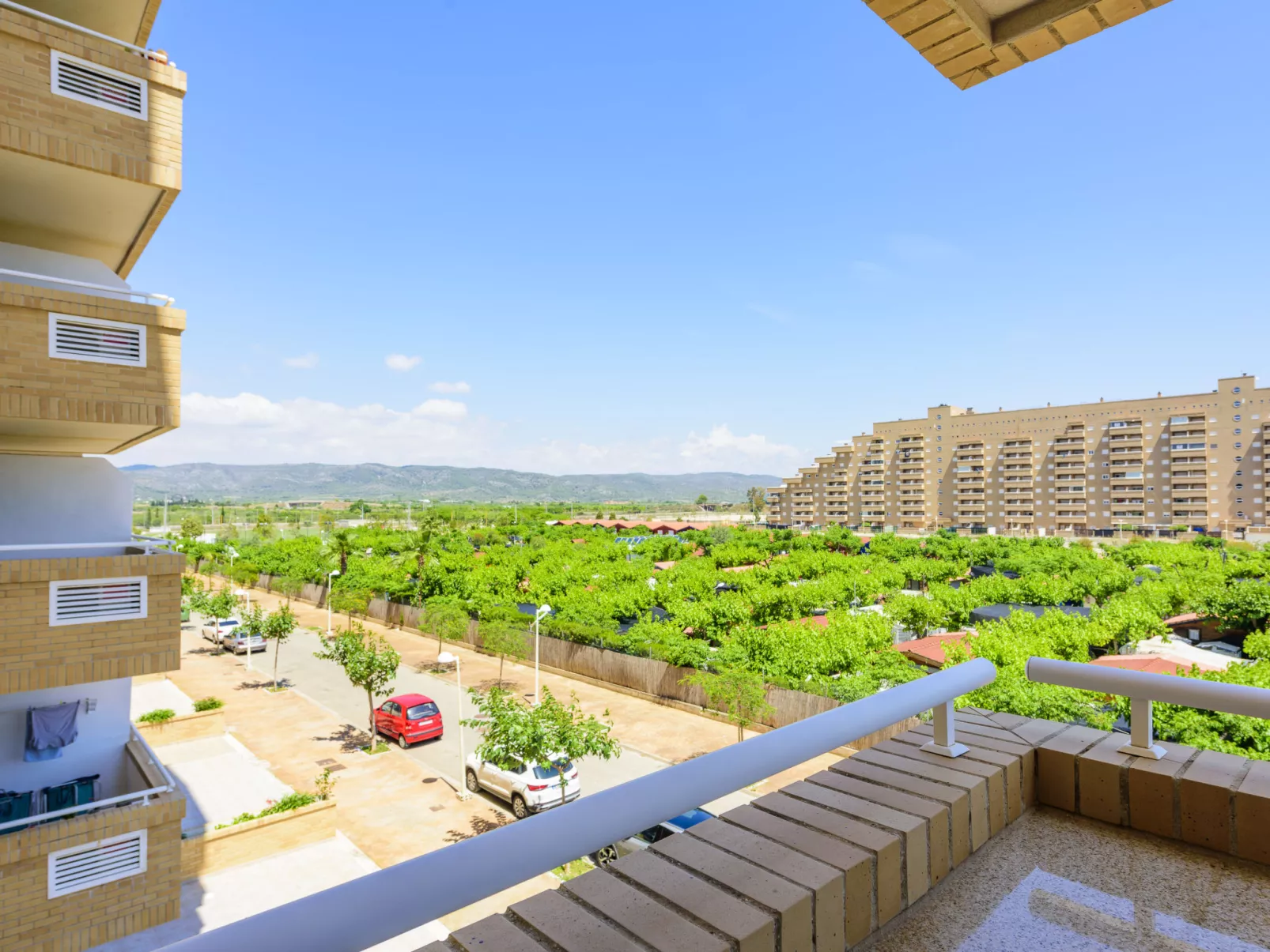 Costa Azahar II-Outside
