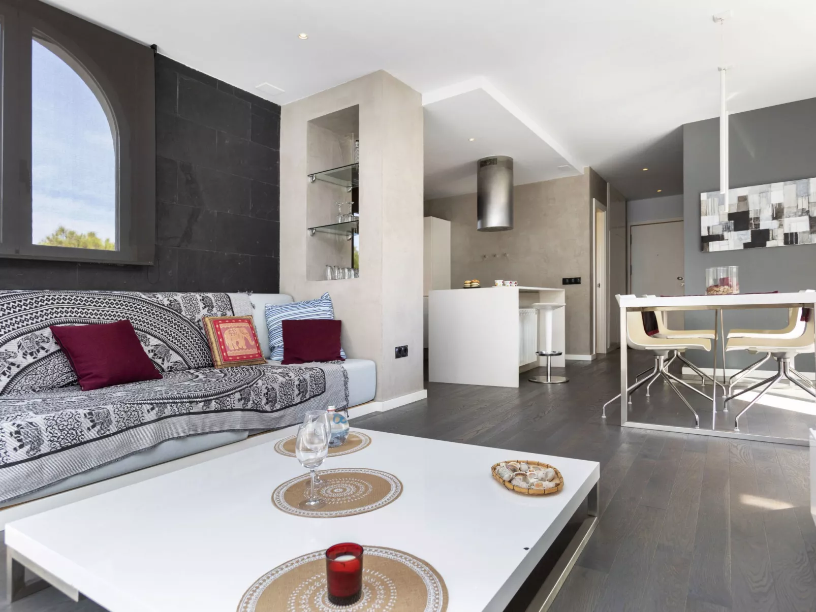 Campille-Inside