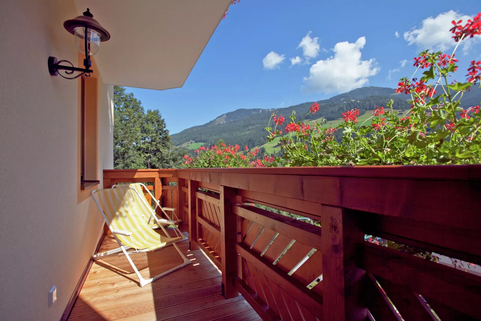Wellness-Aparthotel-Kleinarl-Terrassenbalkon