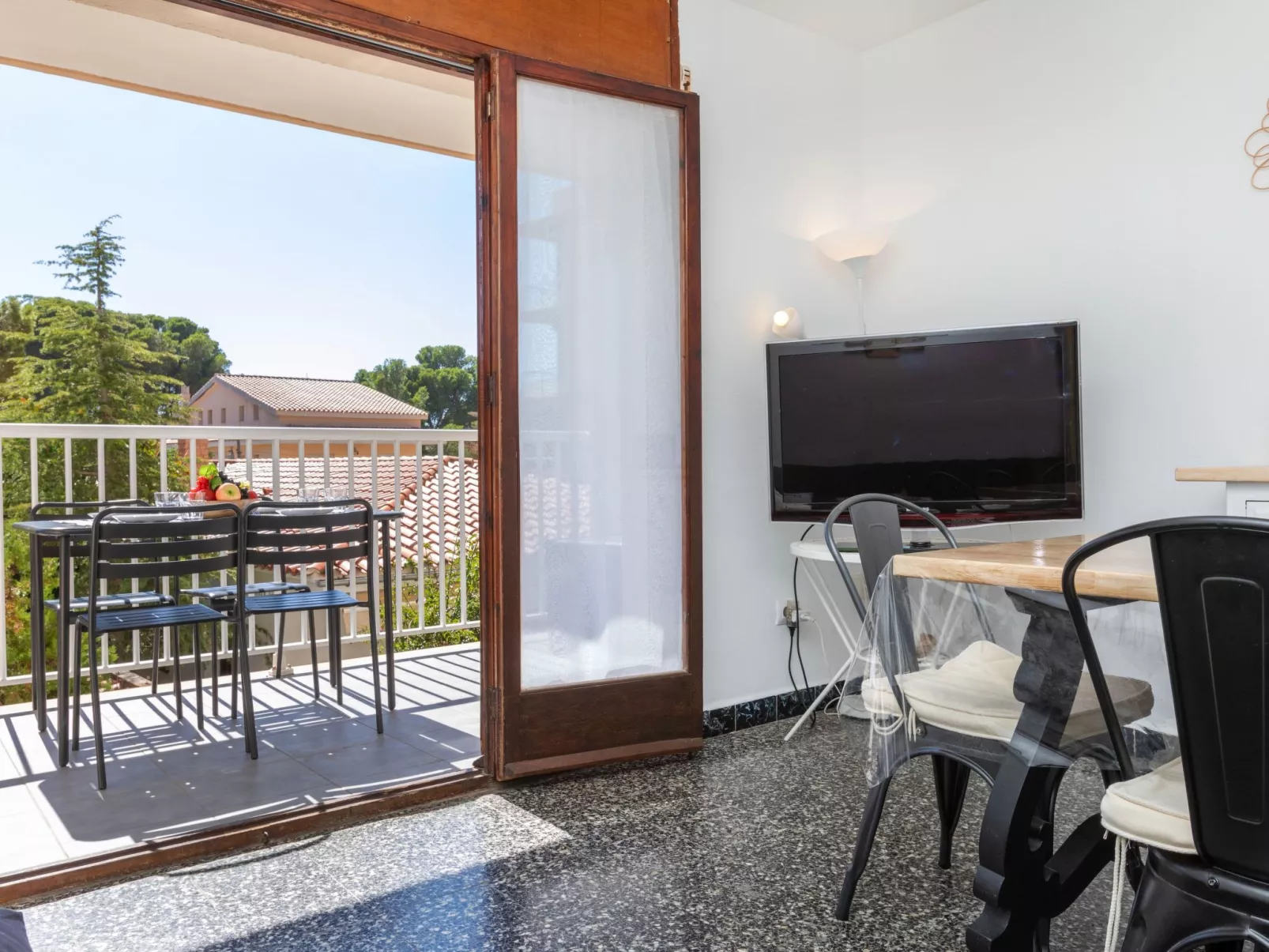 Edificio Beausoleil-Inside