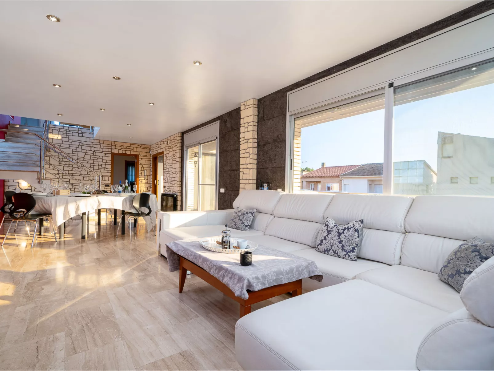 Villa Luxury Rock Tirri-Inside