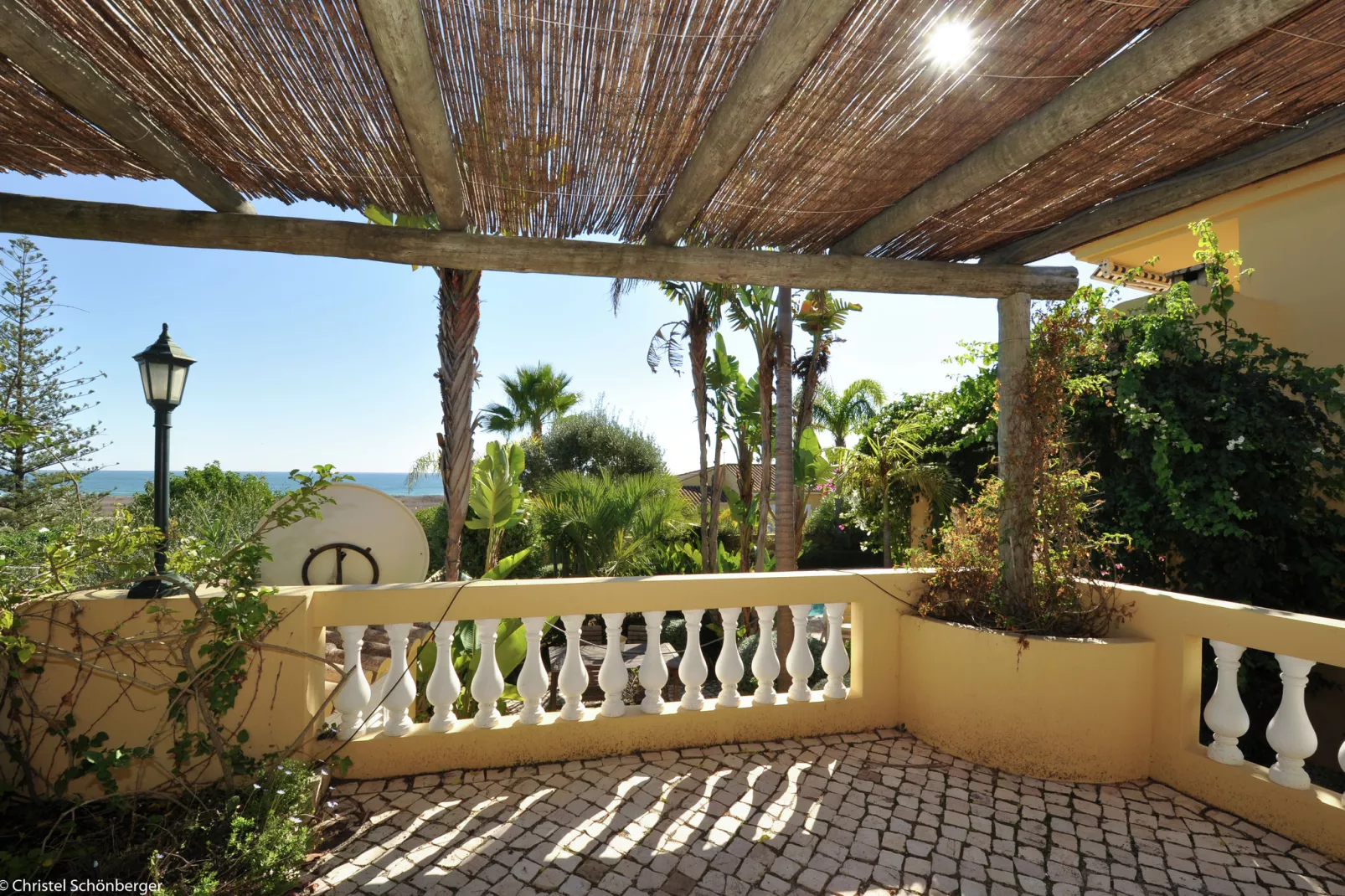 Quinta da Praia-Aussicht Sommer