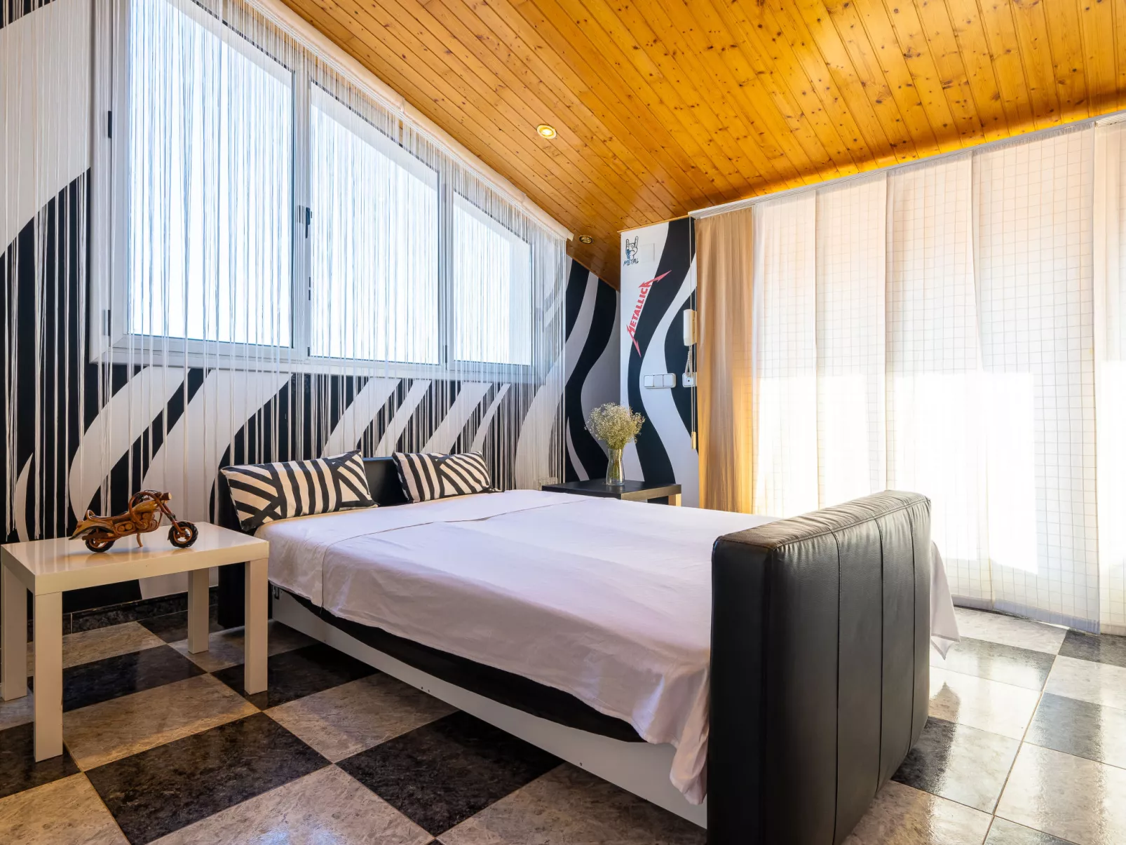 Villa Luxury Rock Tirri-Inside