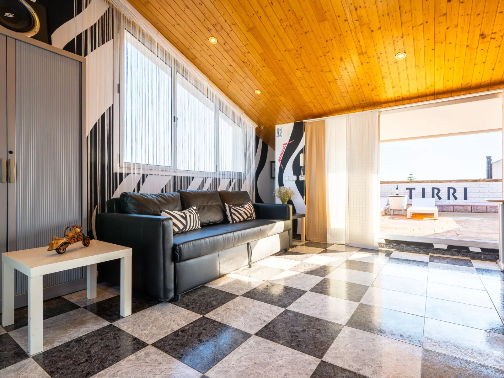 Villa Luxury Rock Tirri-Inside