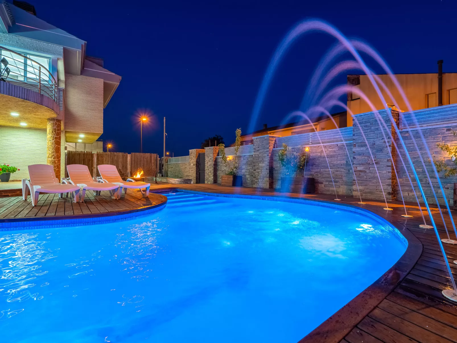 Villa Luxury Rock Tirri-Outside