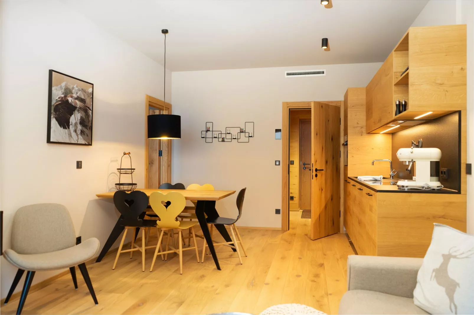 Heimat 1495 Arlberg-Dining room