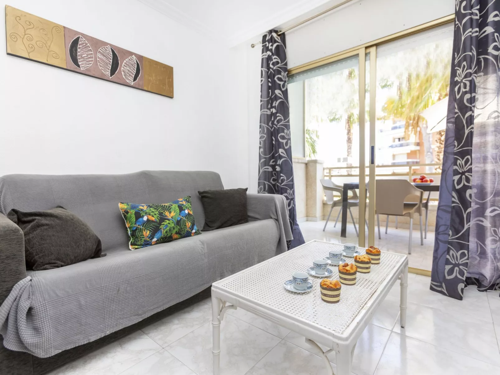 Jardines Family 206-Dedans