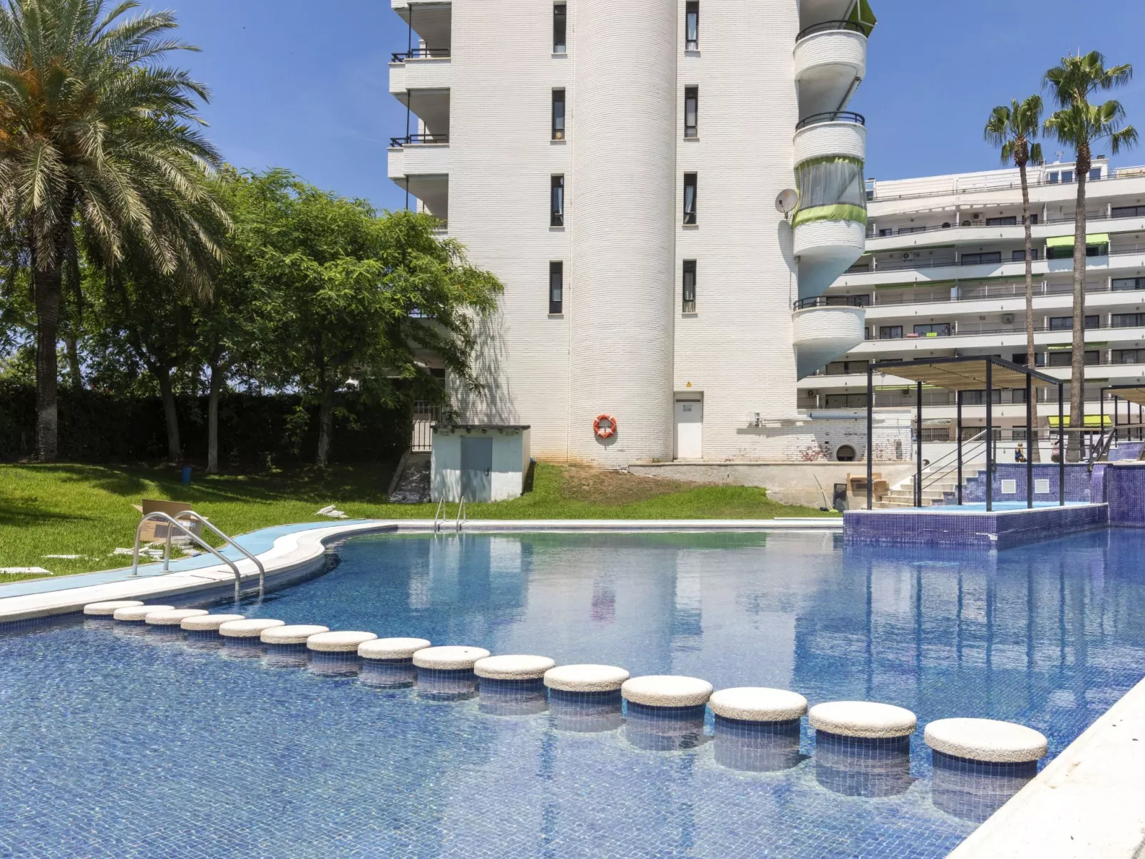 Riviera Park J 22 - Outside