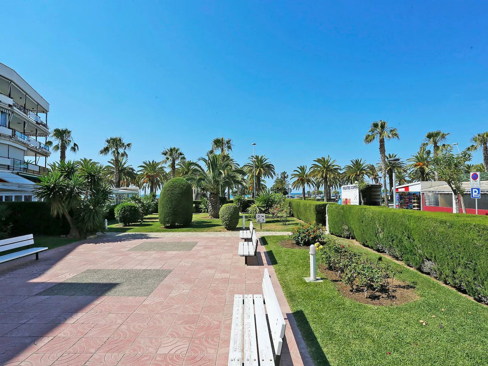 Sicilia-Outside