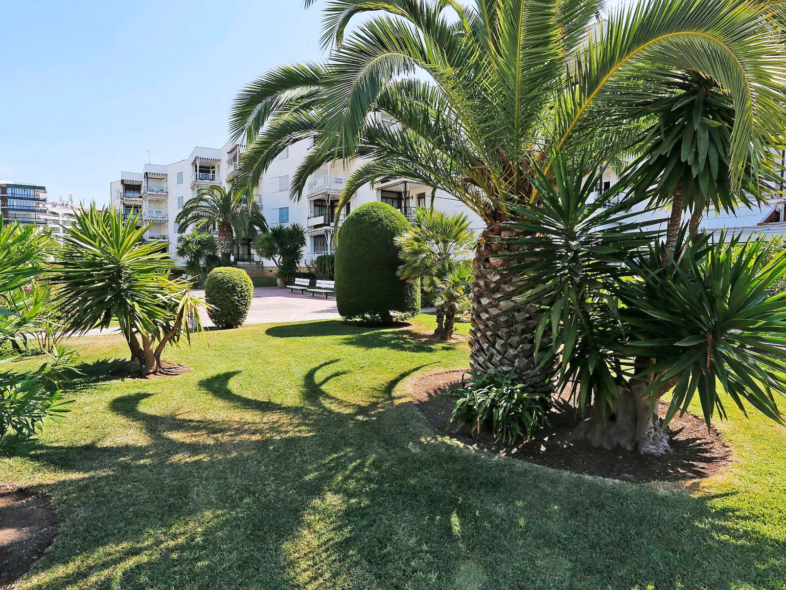 Sicilia-Outside