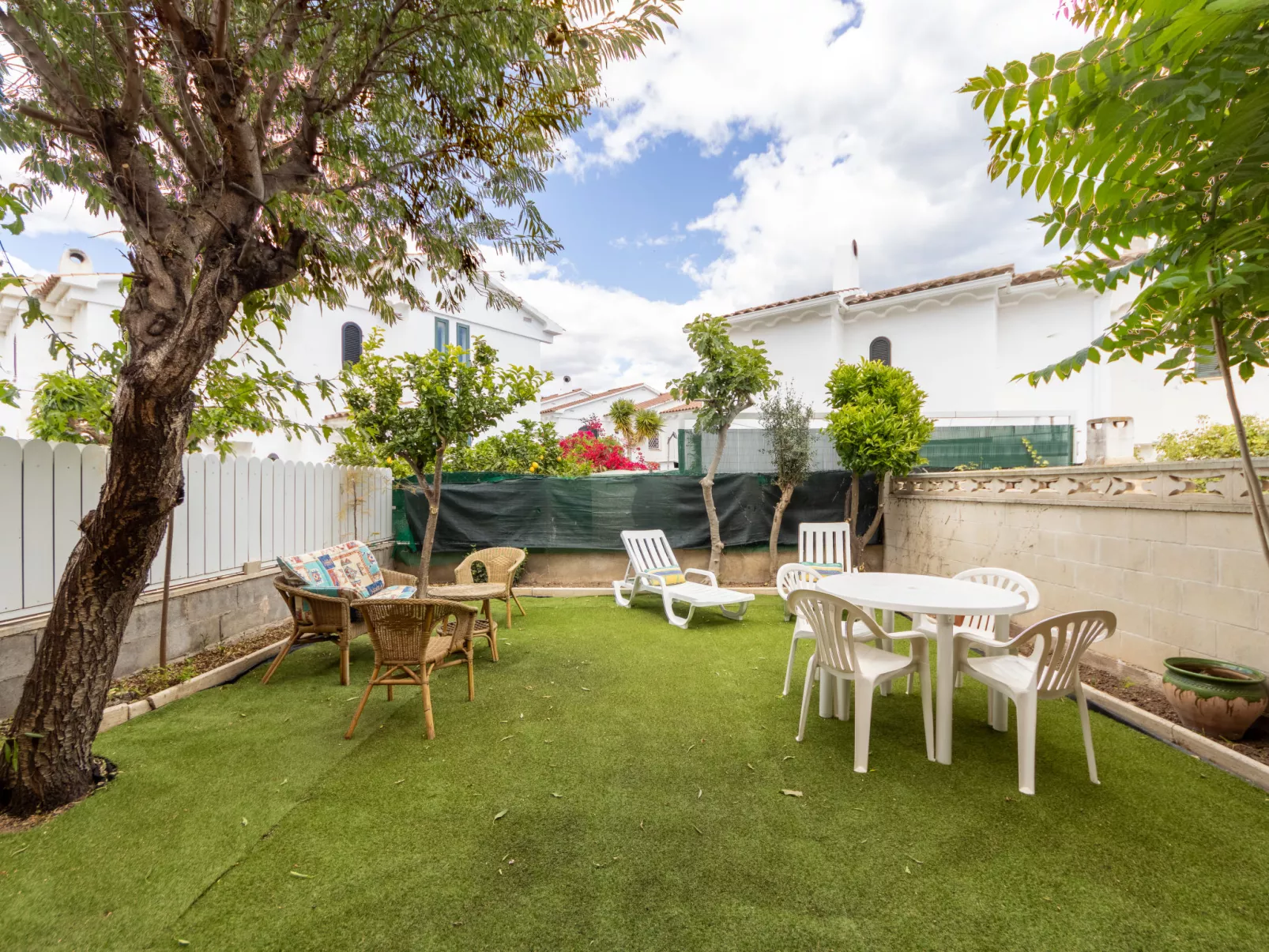 Residencial Port Lligat-Outside