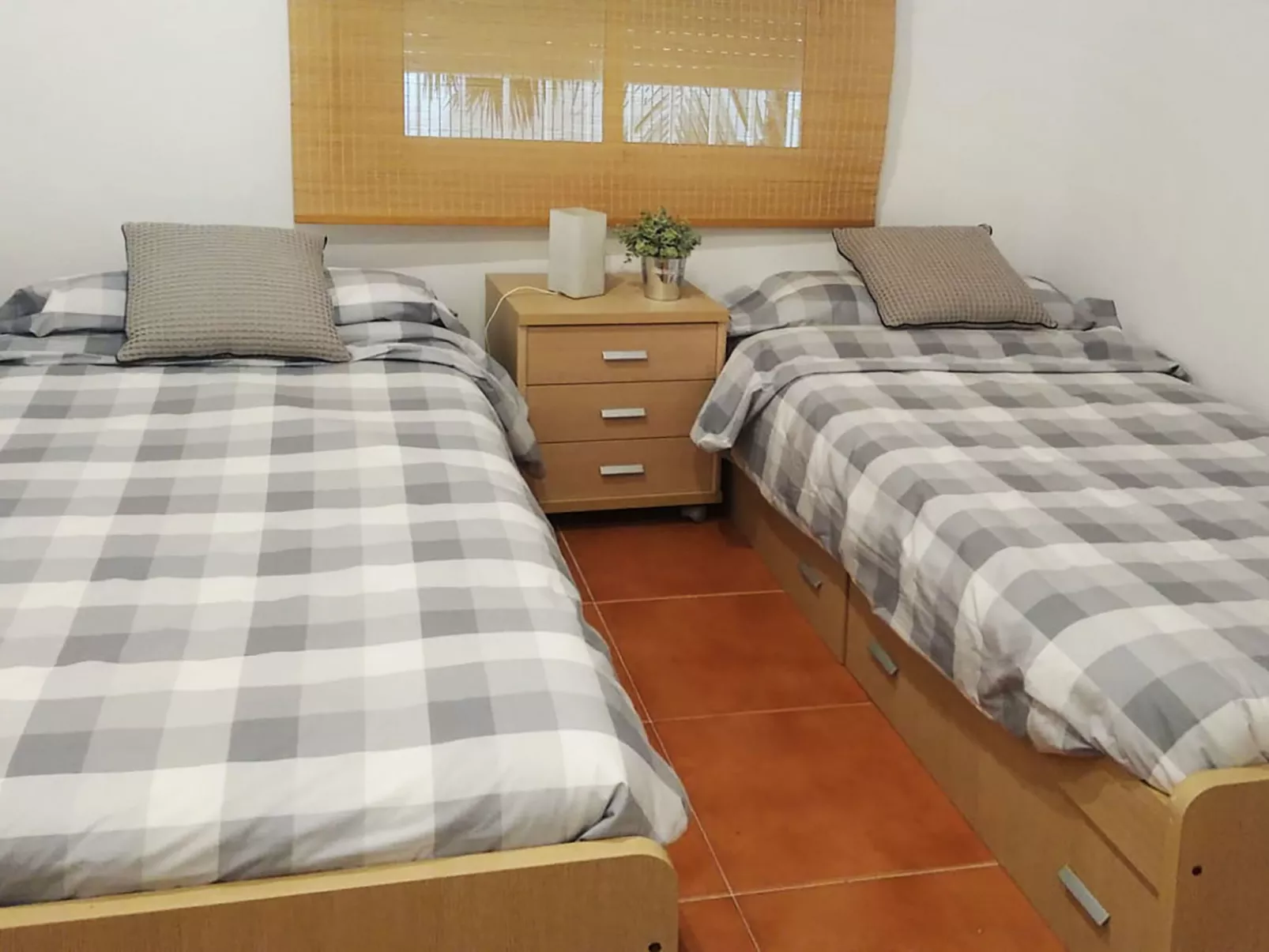 GreenMar B Down/bajo acceso piscina/Pool-Dedans
