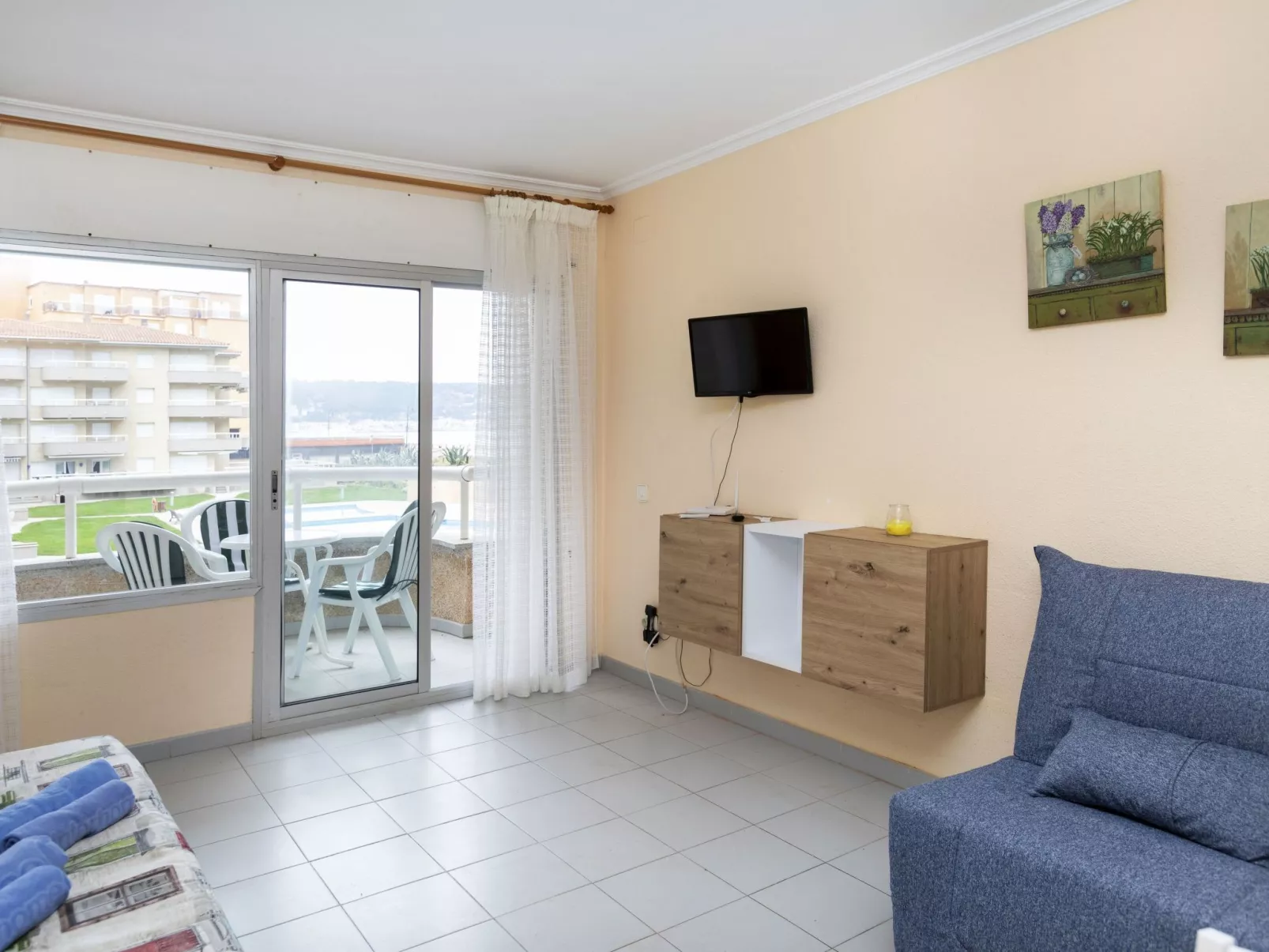 Residencial Manureva II-Drinnen