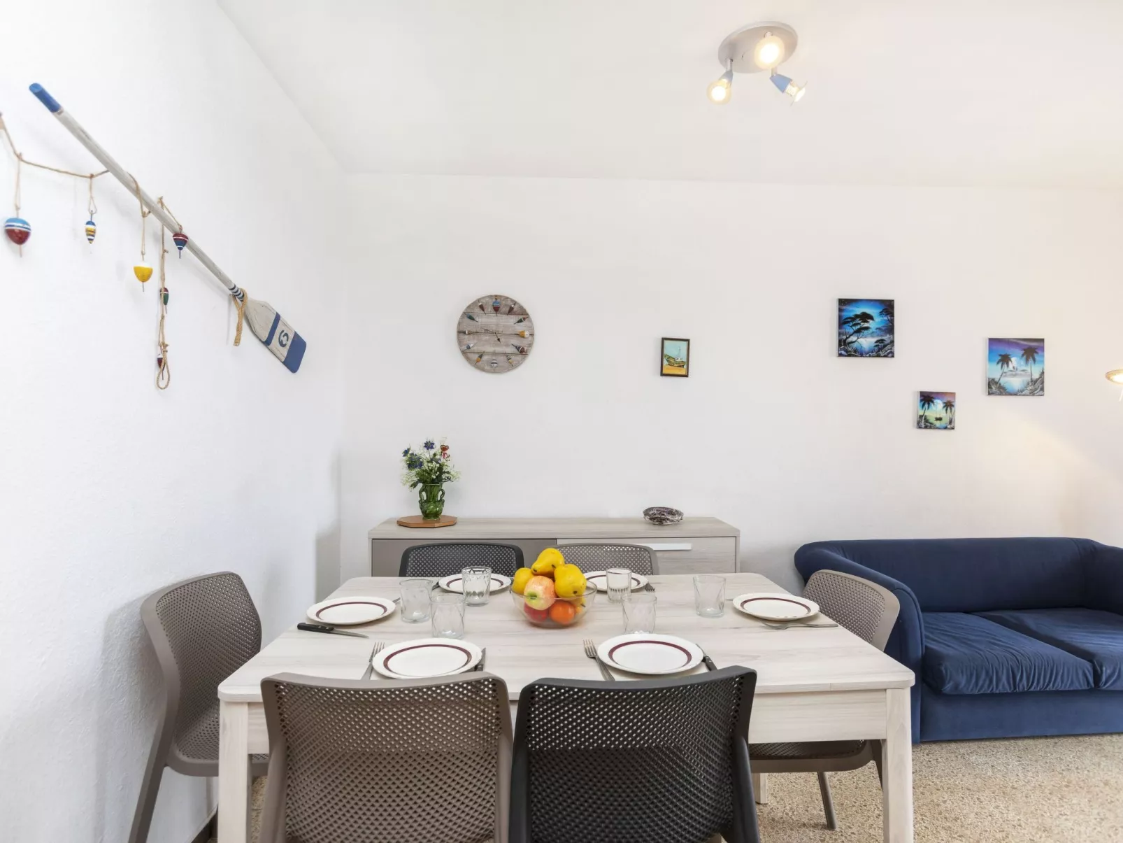 Riells Platja-Inside