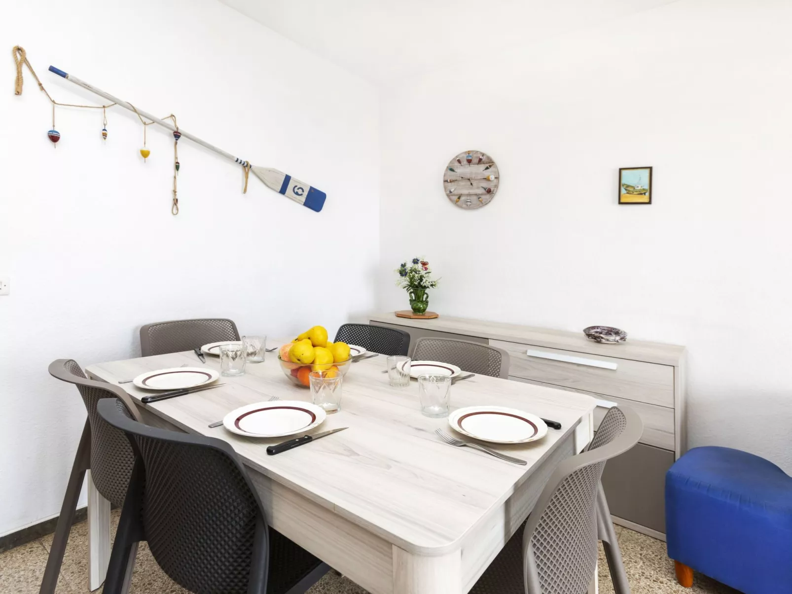 Riells Platja-Inside