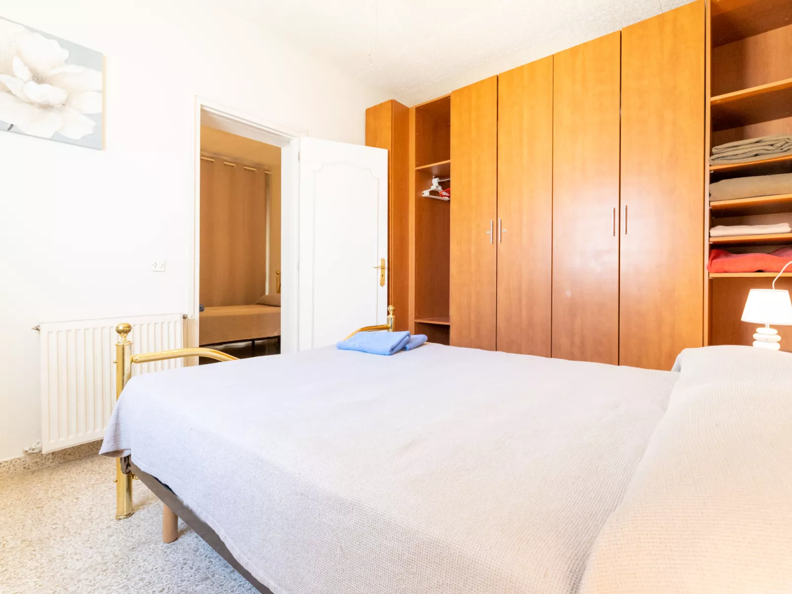 Roanne-Inside