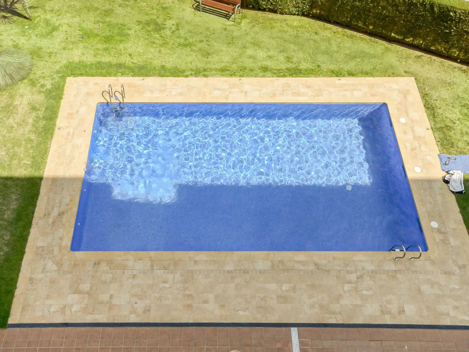 Cap Blanc-Outside