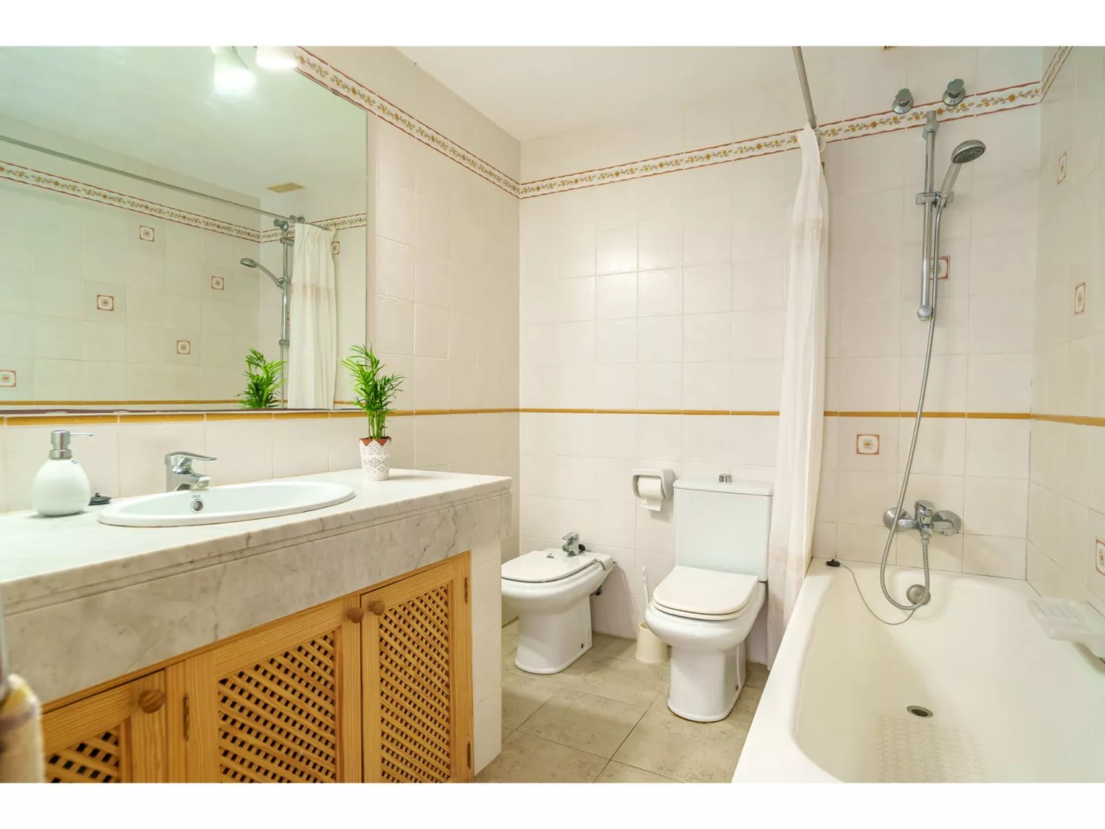 Can Guillem Sea Views-Inside