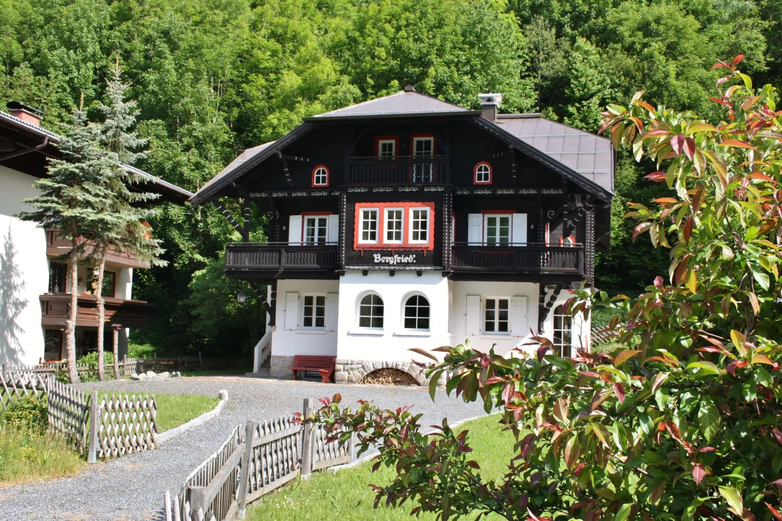 Villa Bergfried-Exterior summer