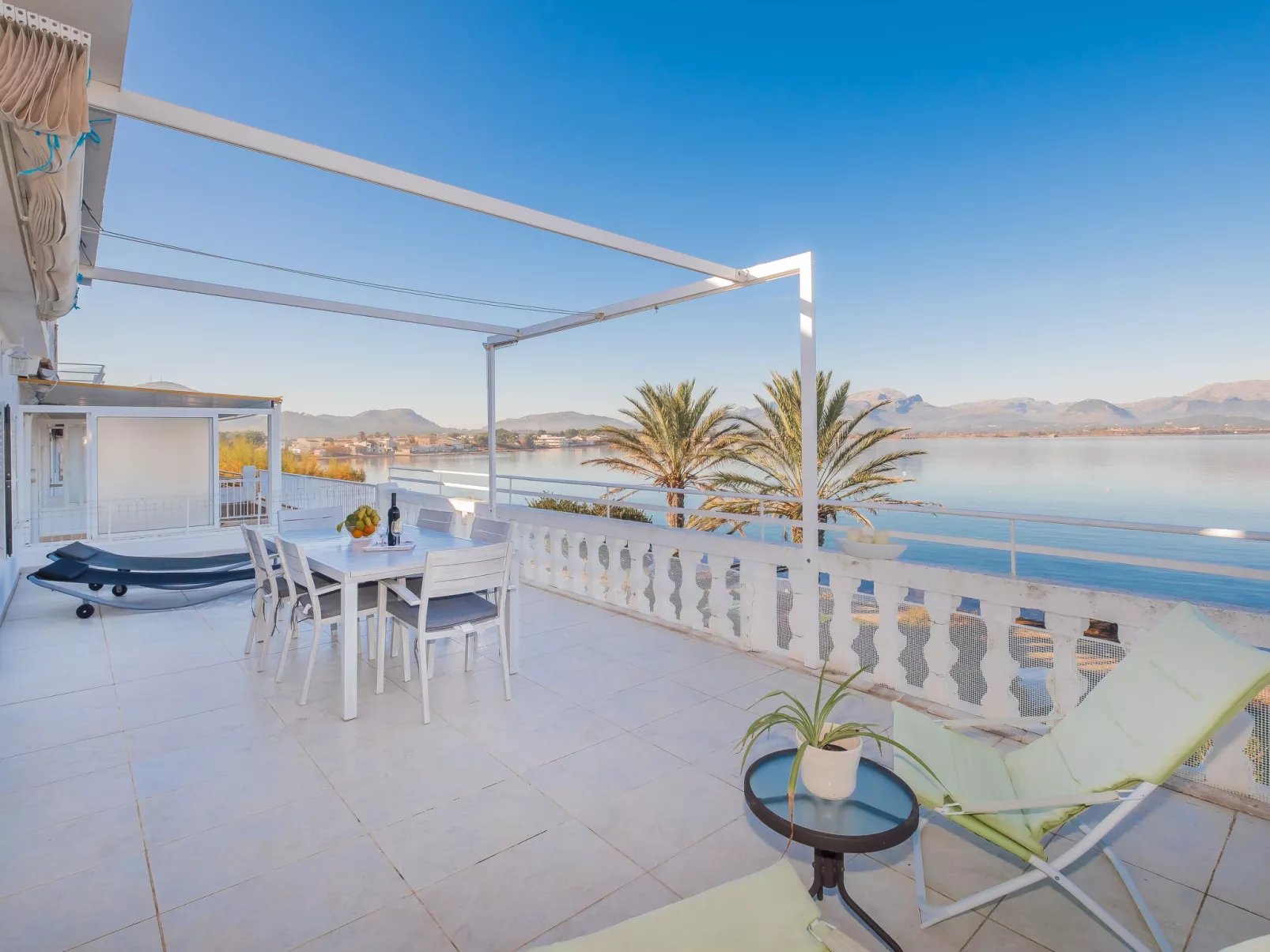 Voramar 2-Outside