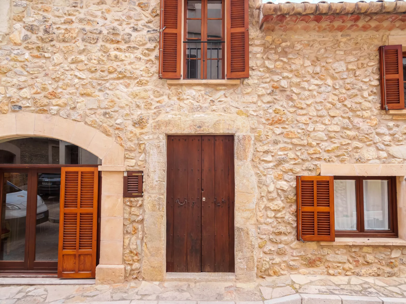 Biniarroi Charm & Quality-Outside