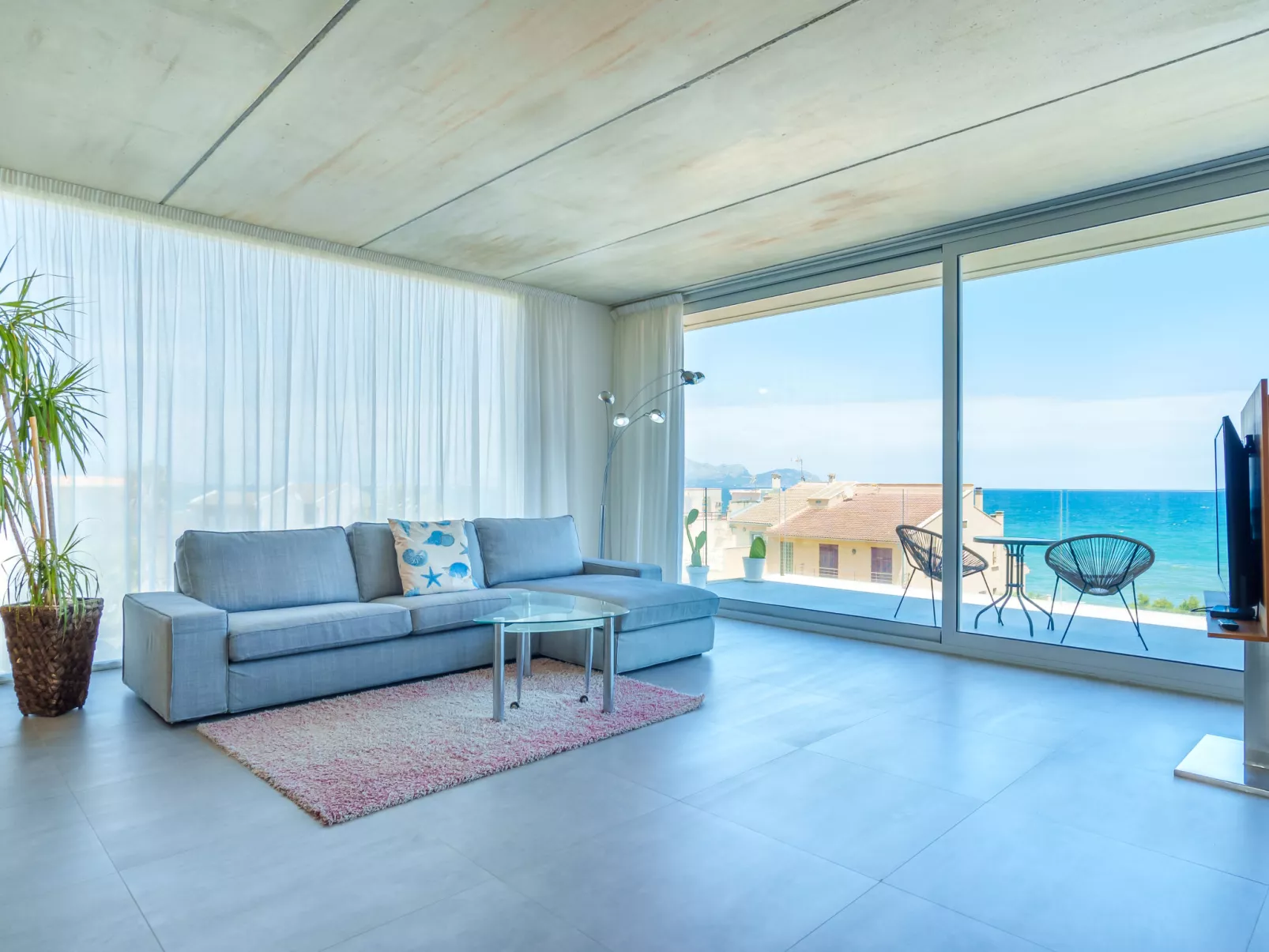 Villa Mar-Outside