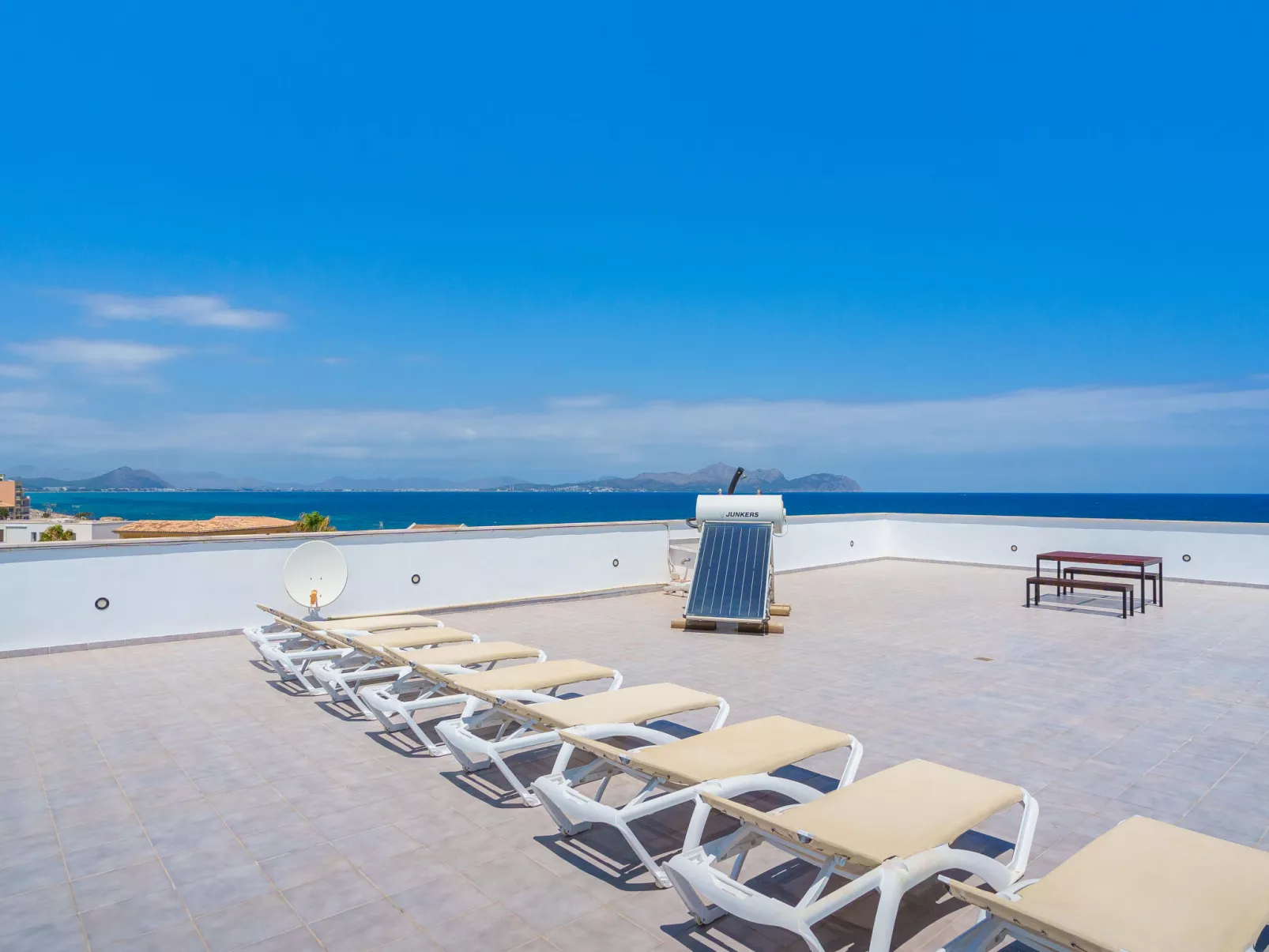 Villa Mar-Outside