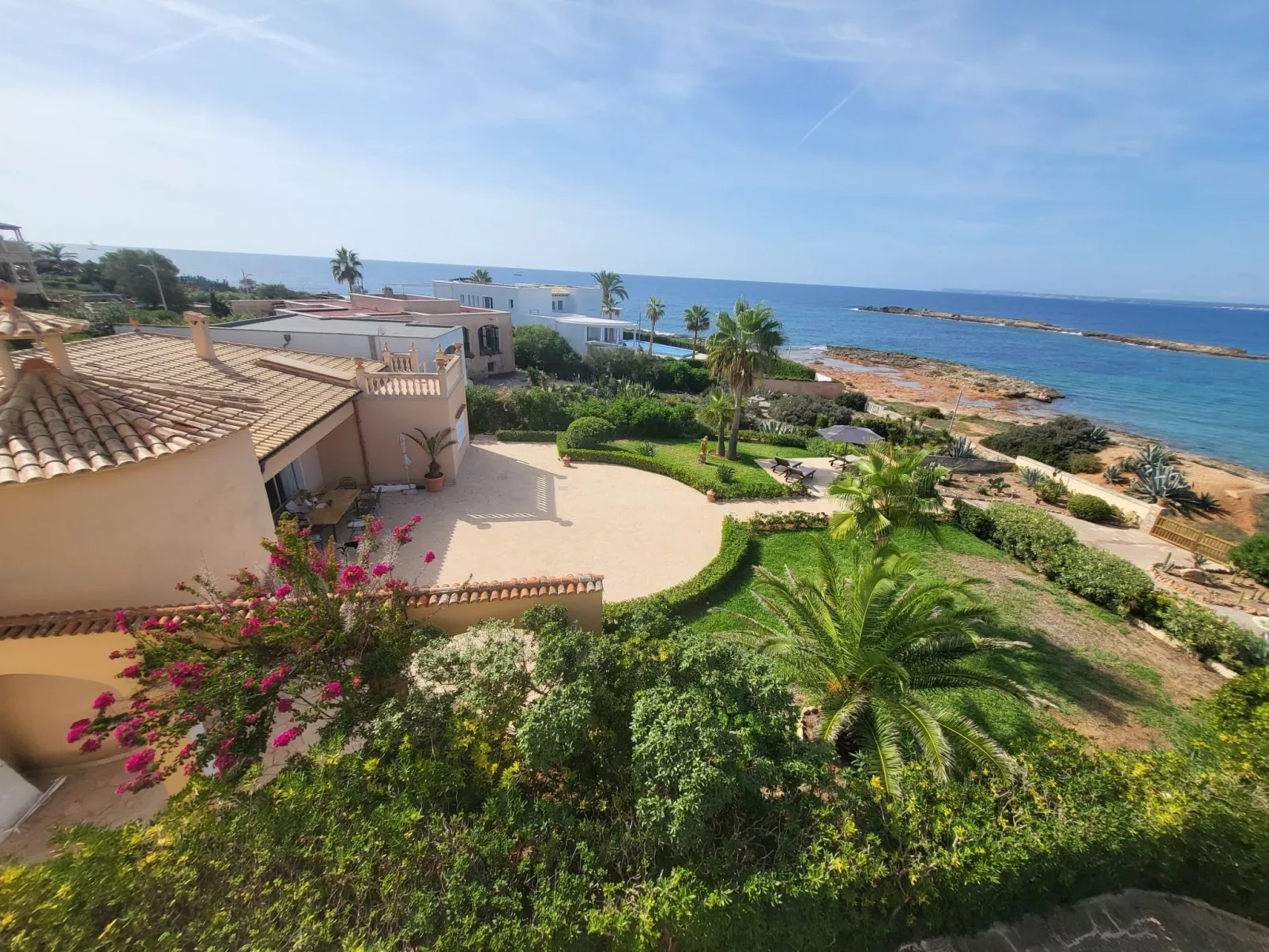 Las Gaviotas Style & Charm-Outside