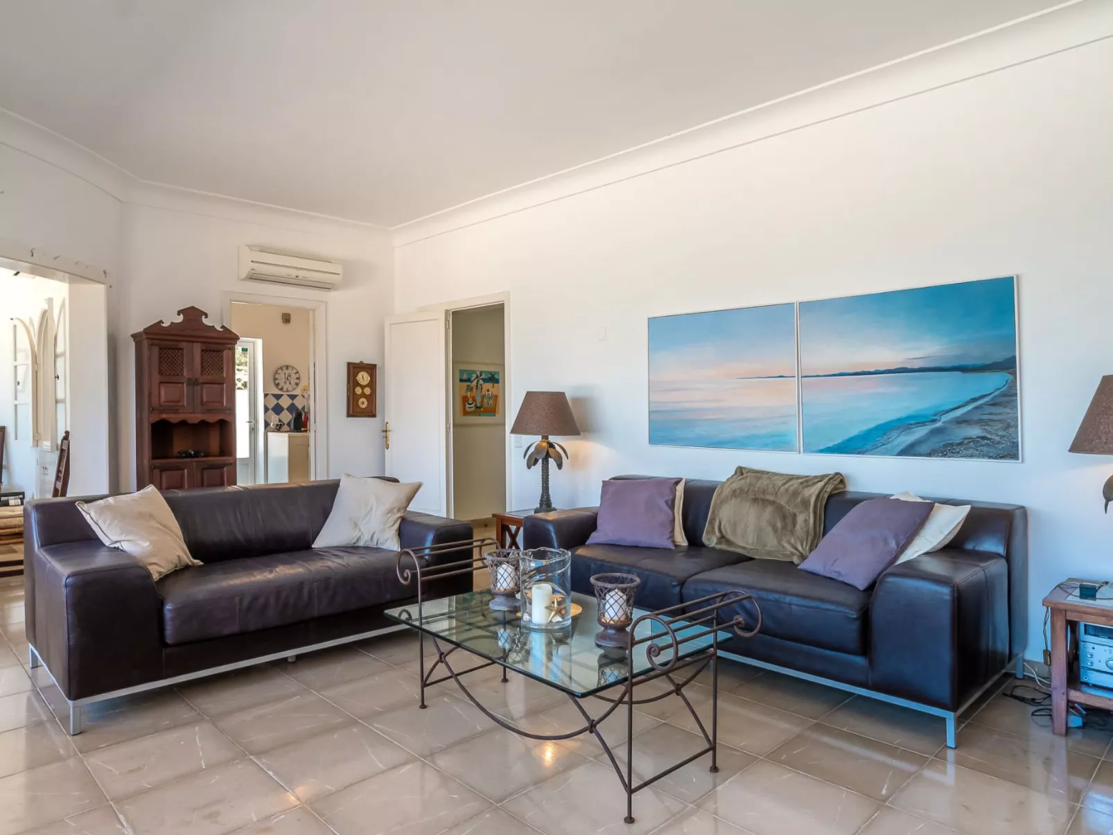 Las Gaviotas Style & Charm-Inside