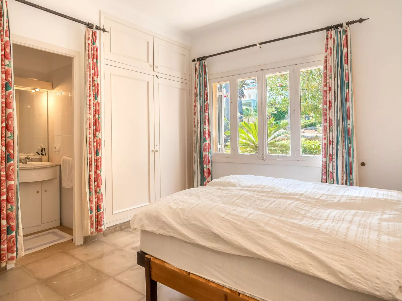 Las Gaviotas Style & Charm-Inside