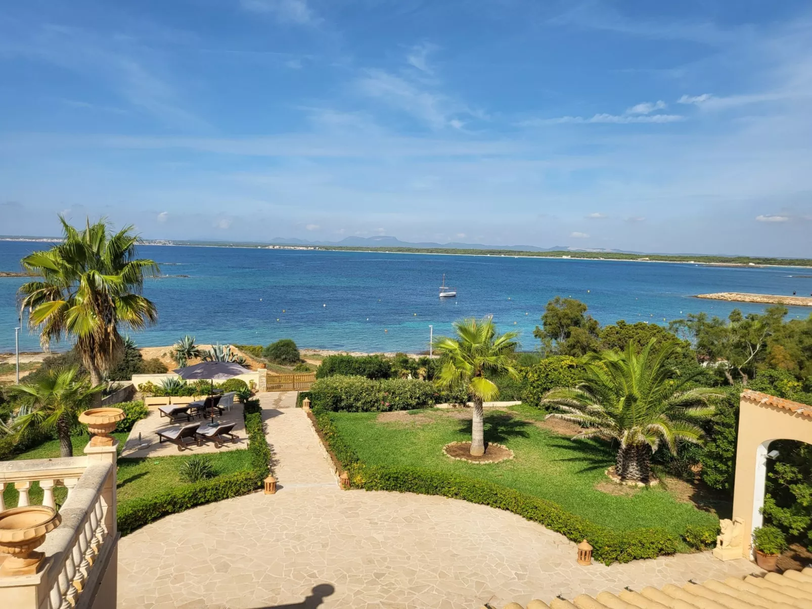 Las Gaviotas Style & Charm-Outside