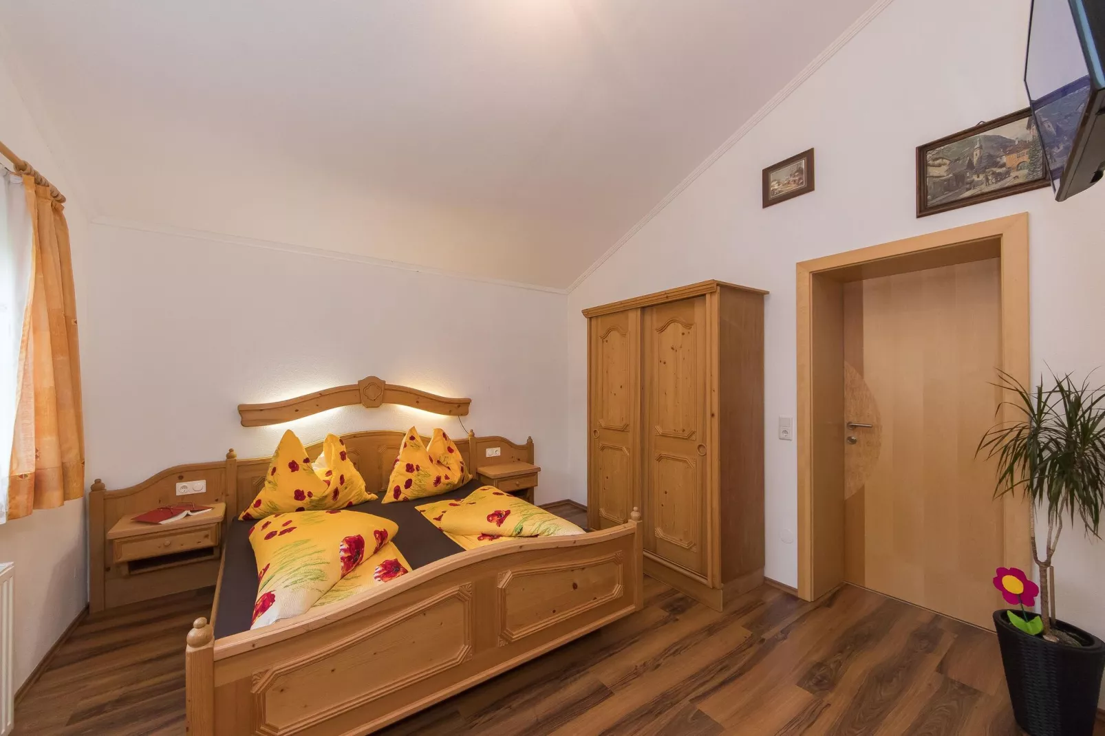 Apartment Oberaigen-Bedroom
