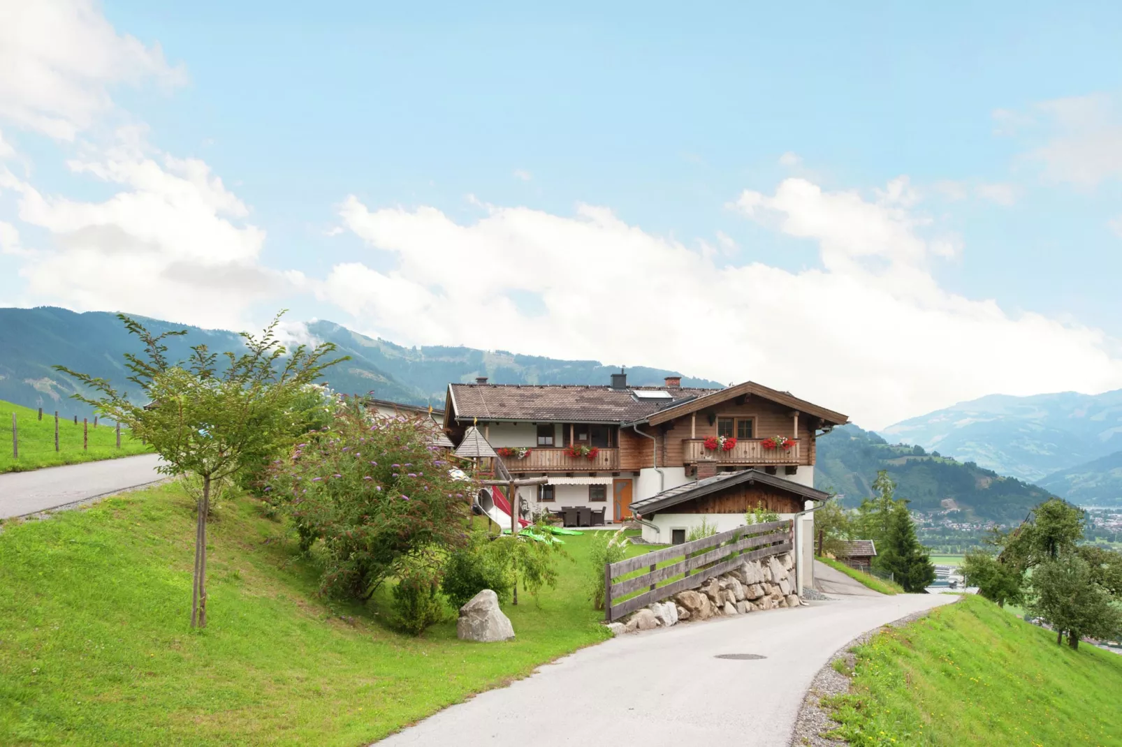 Apartment Oberaigen-Exterior summer