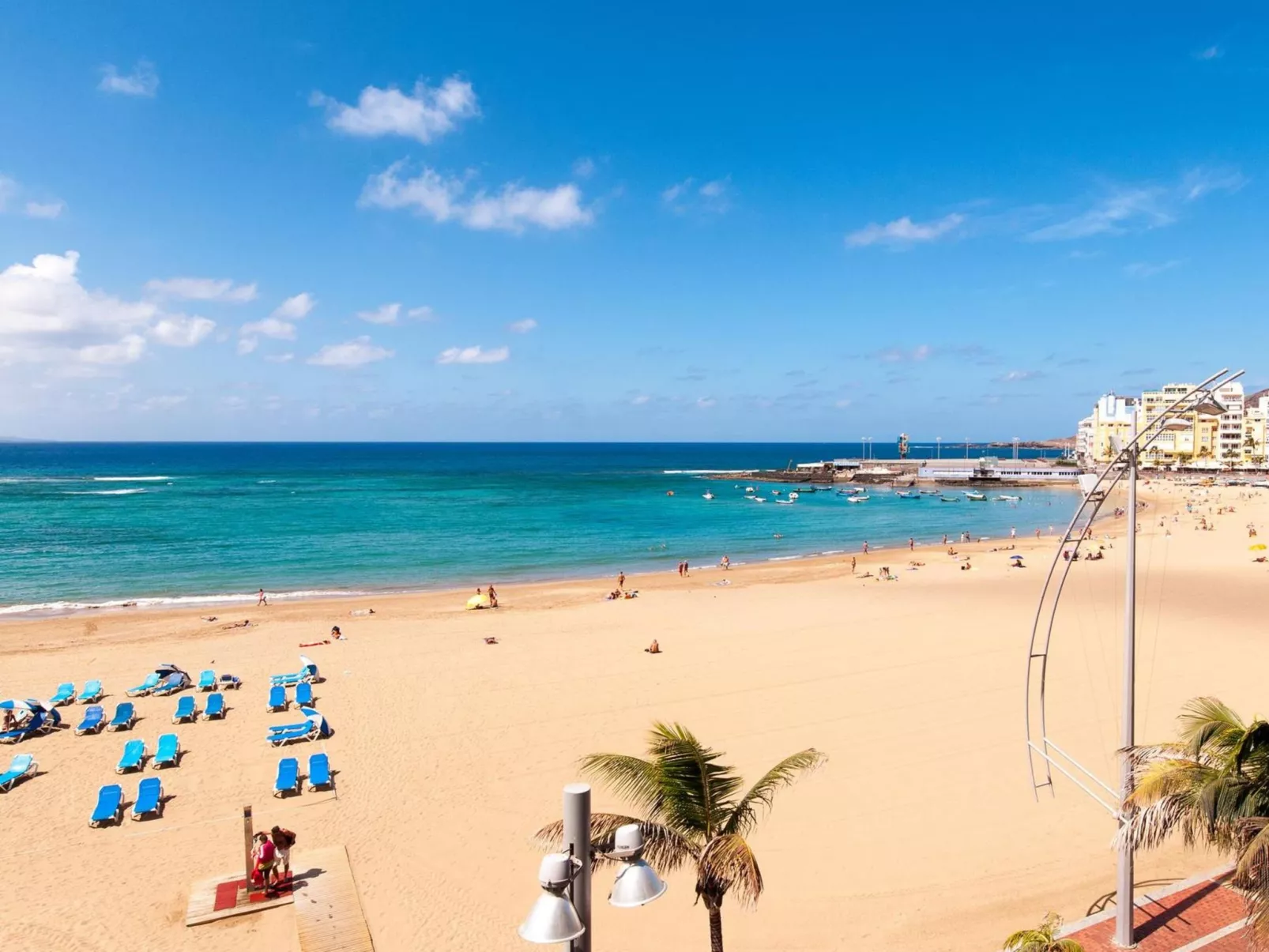 LZ84H Lanzarote-Outside