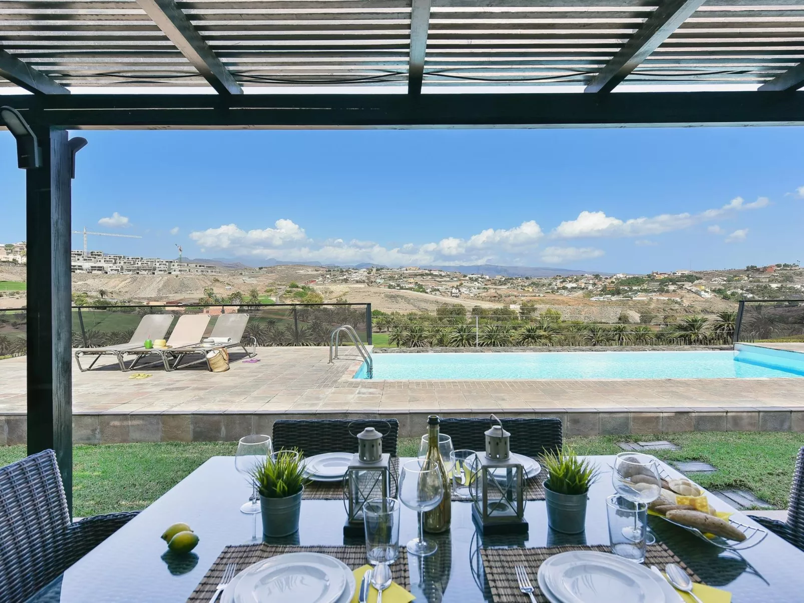 Salobre Villa 2-Outside