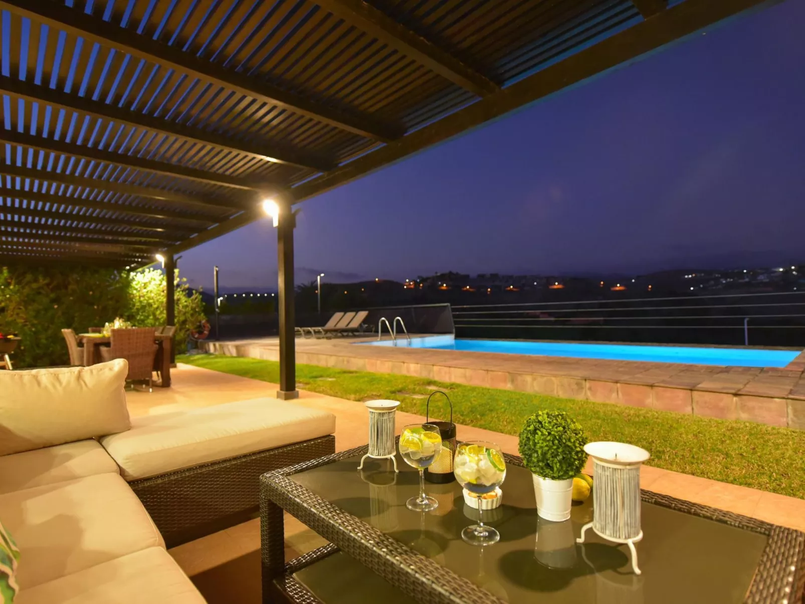 Salobre Villa 2-Outside