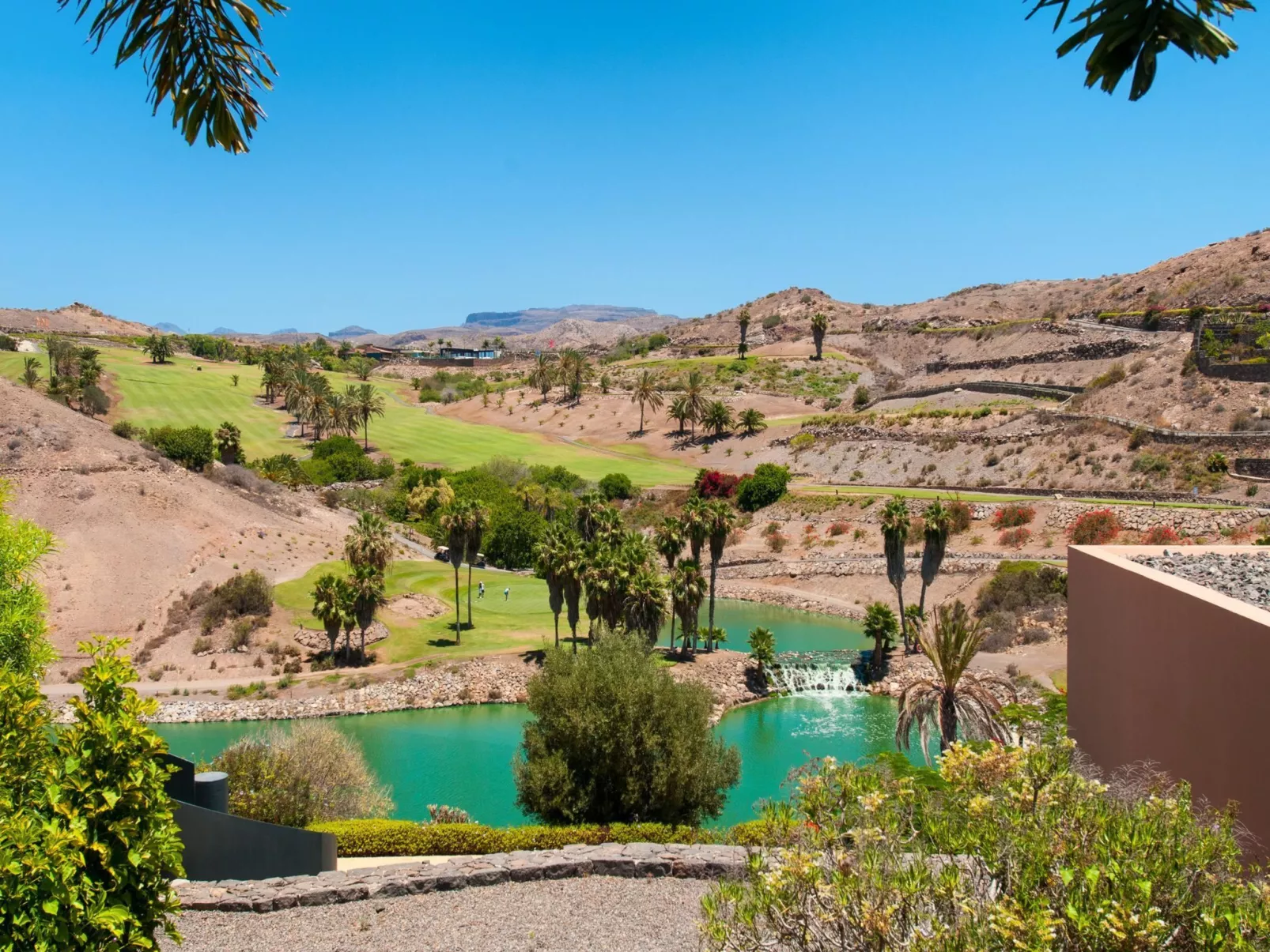 Los Lagos 20-Outside