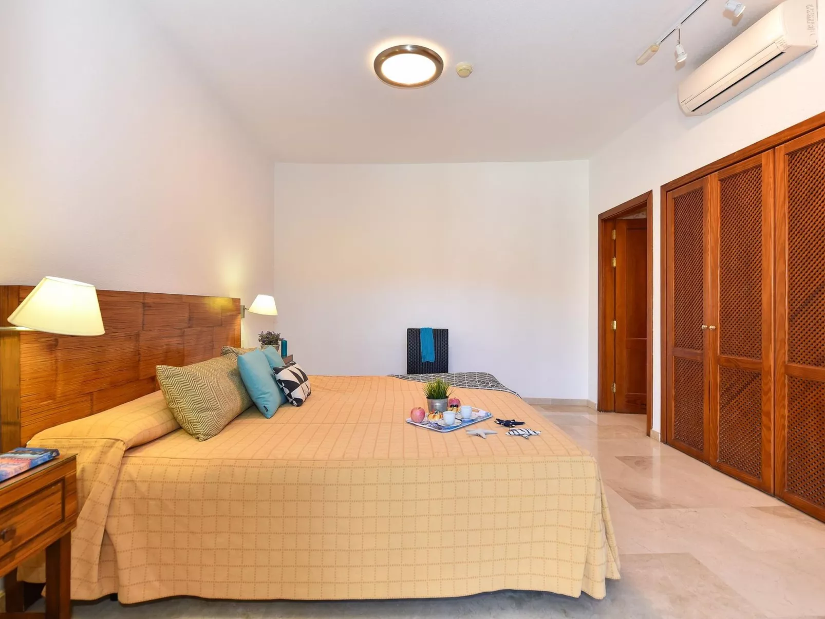 Villa Tauro 2-Inside