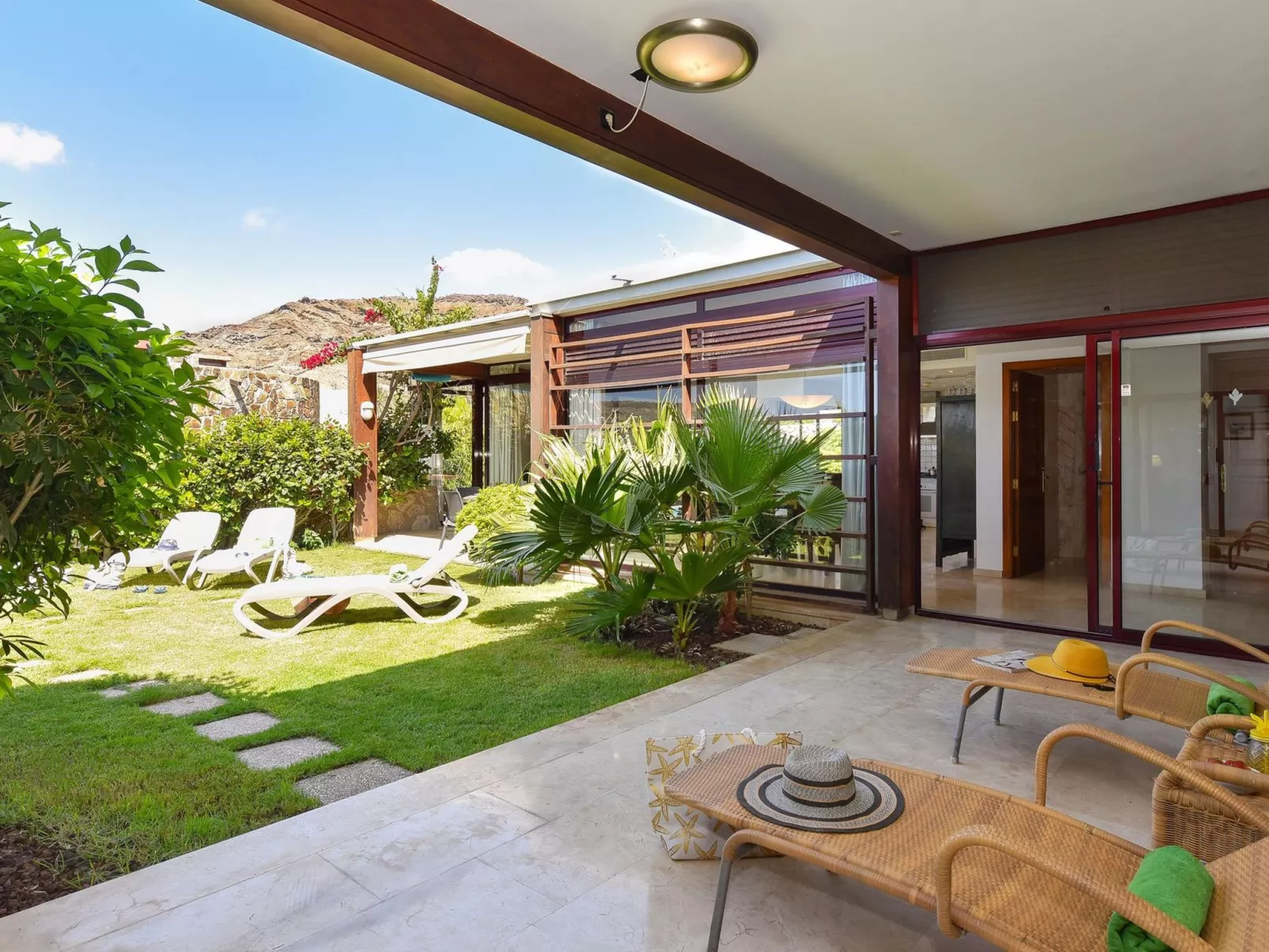 Villa Tauro 2-Outside