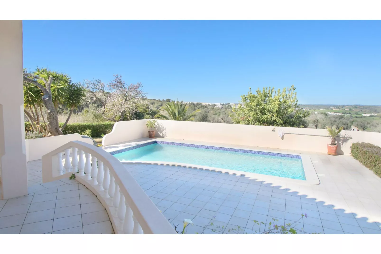 Casa Papoilas-View summer