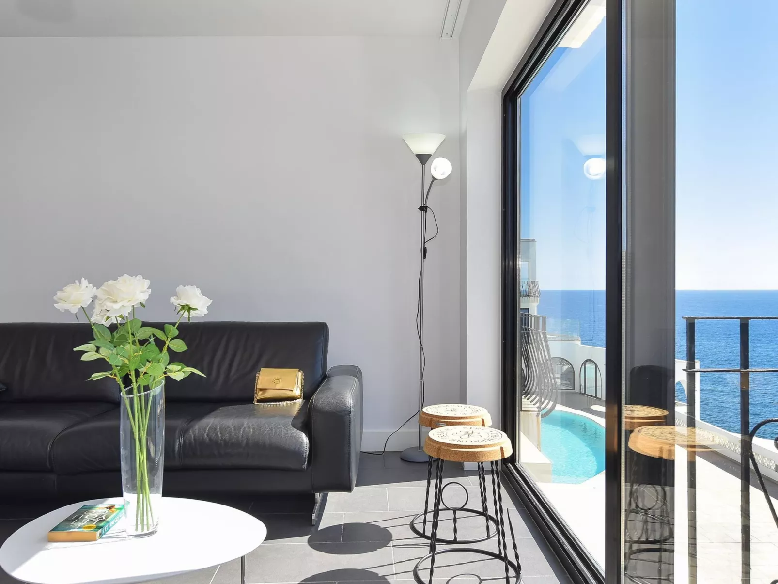 Seaside Suite 302-Inside