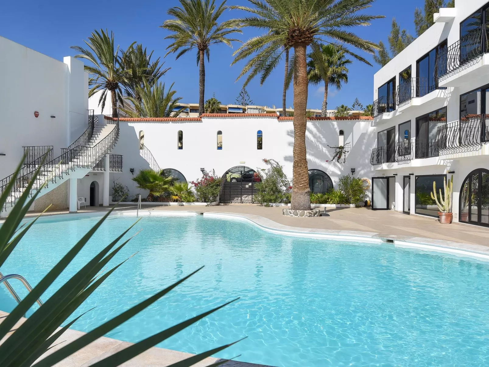Seaside Suite 302-Outside