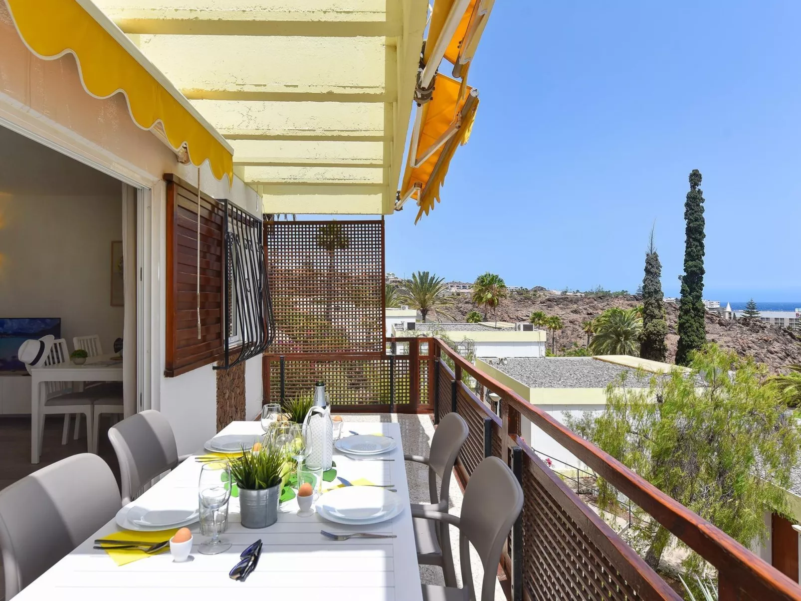 Bungalow Rocas Rojas 406B-Outside