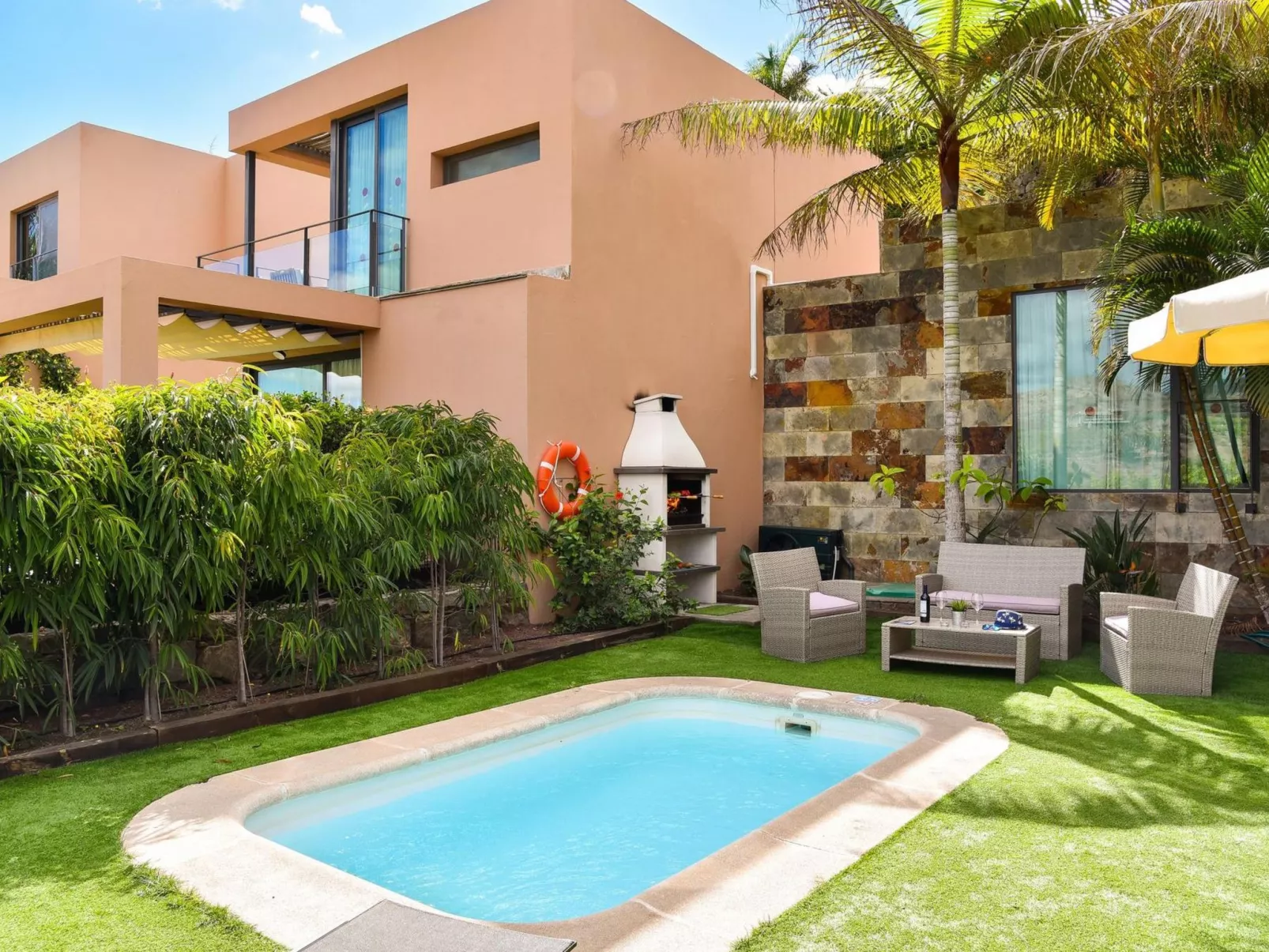 Villa Los Lagos 12-Outside