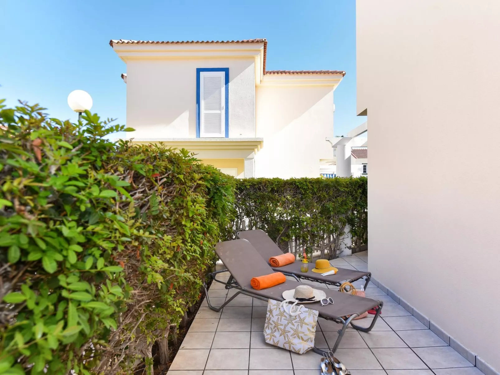 Cabosos 4-Outside