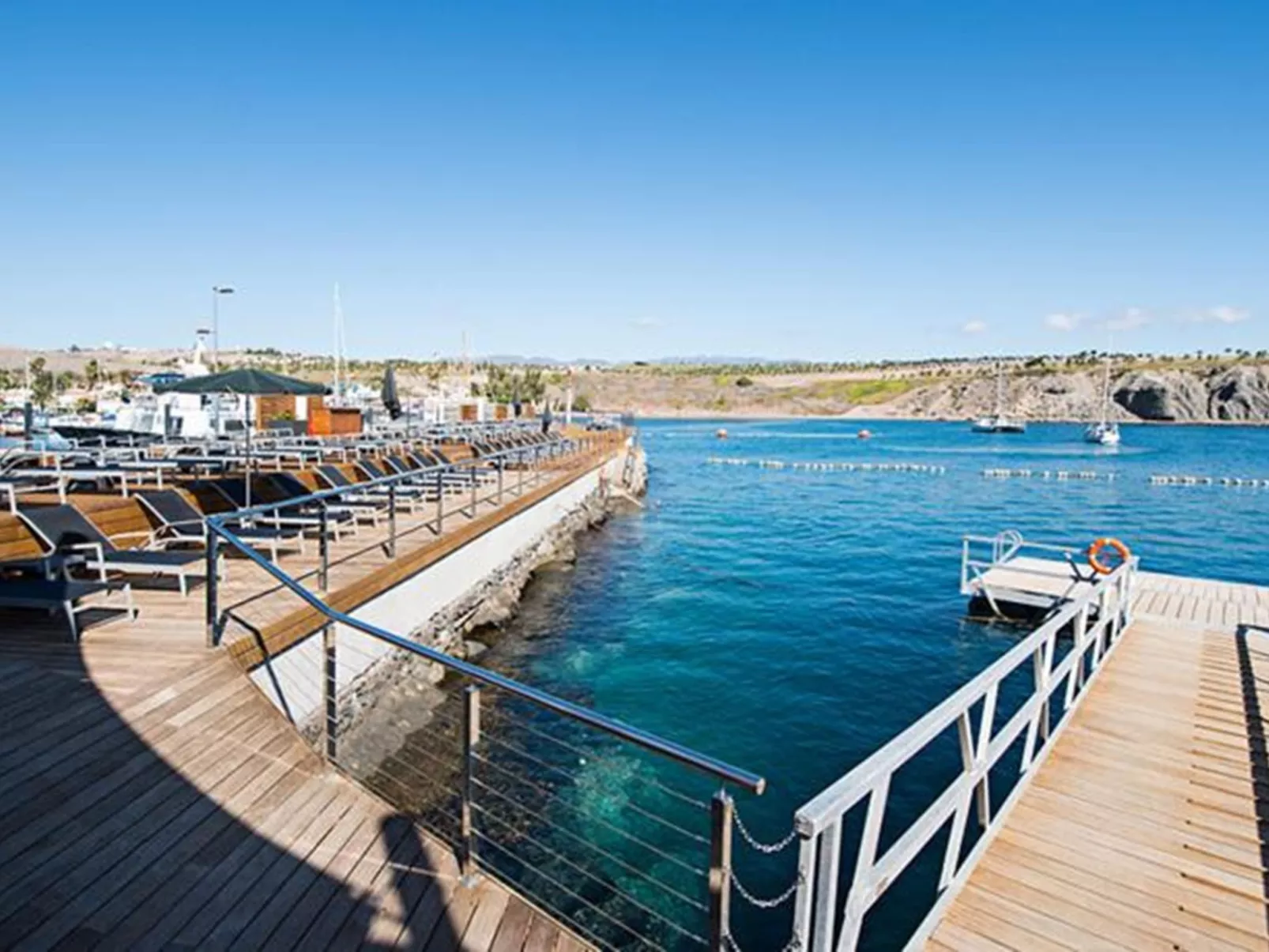 Cabosos 4-Outside