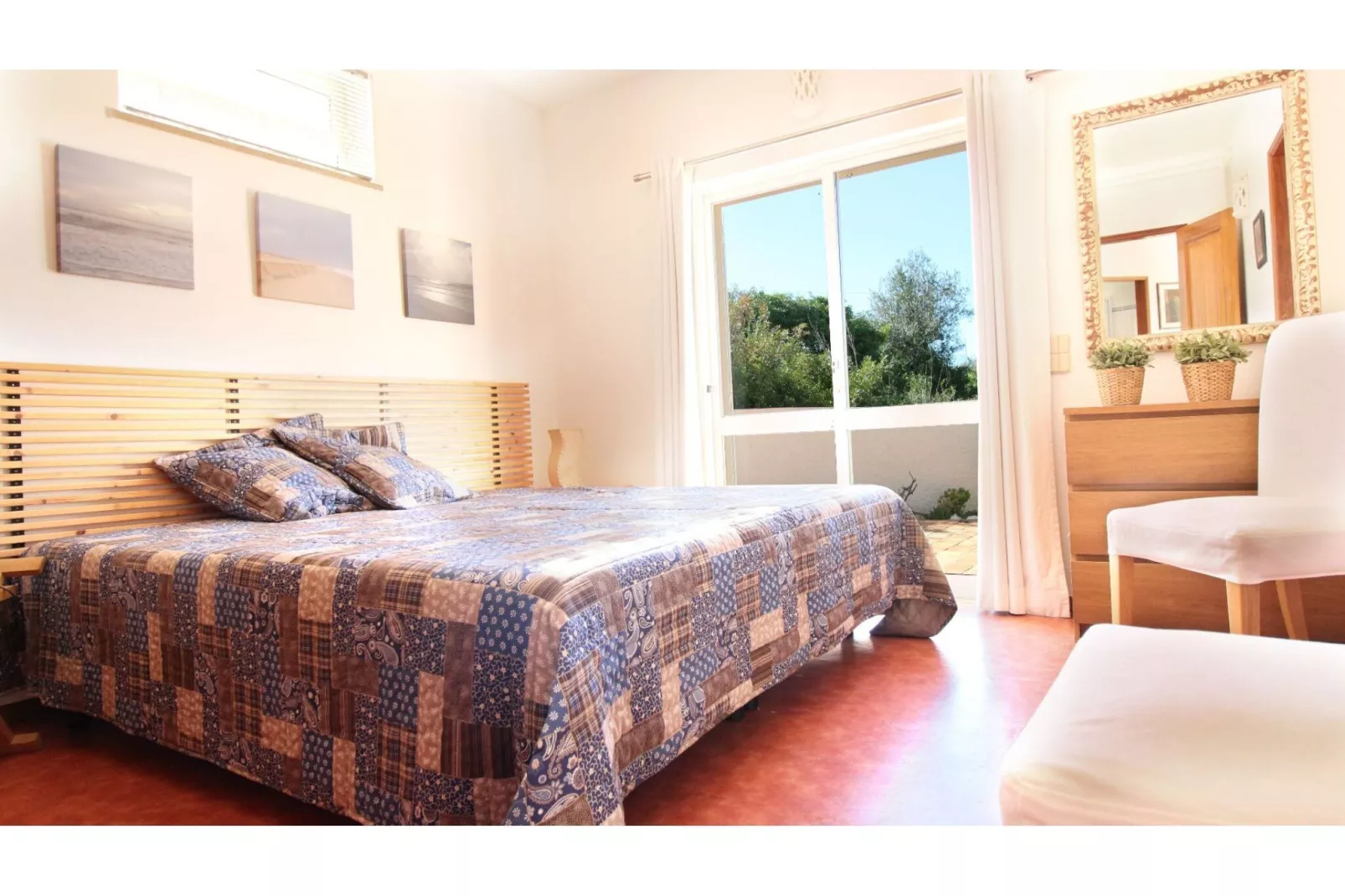 Casa Papoilas-Bedroom