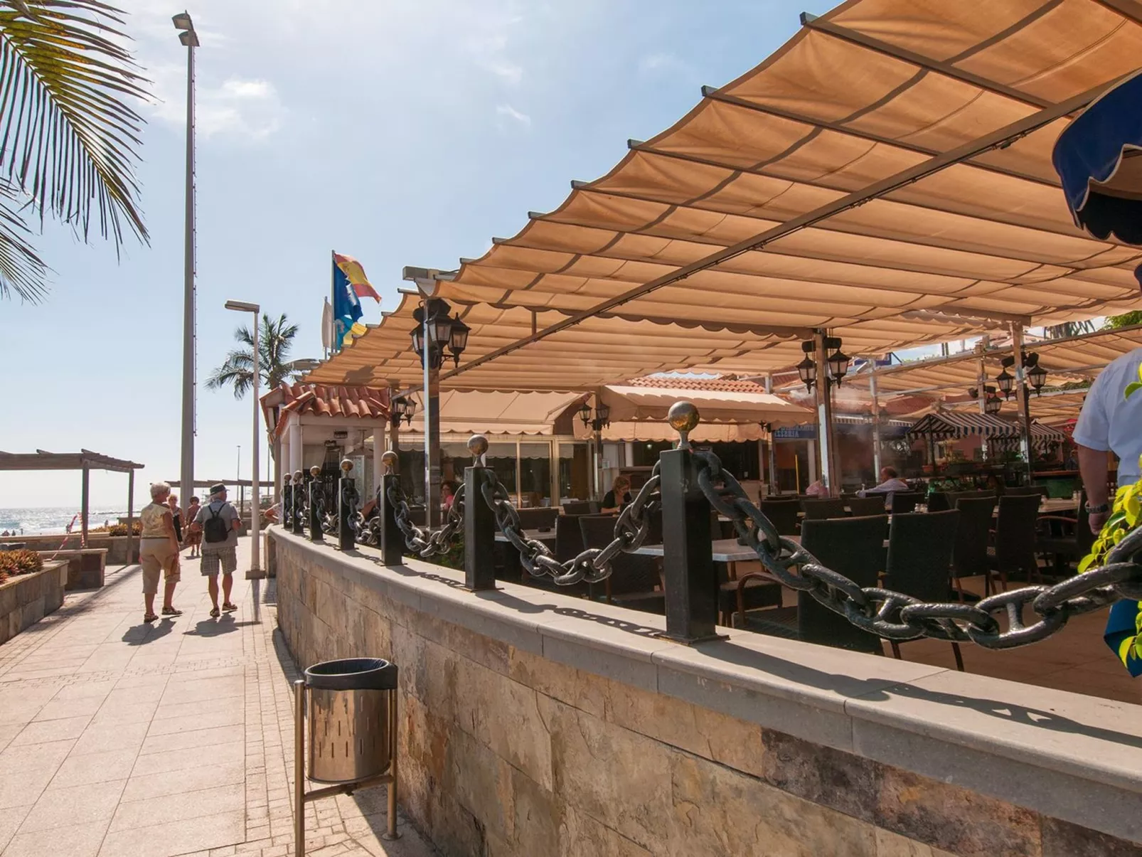 Papagayo San Agustin-Outside